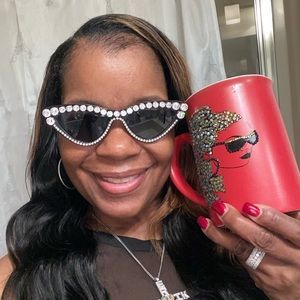 Meet your Posher, Tanya